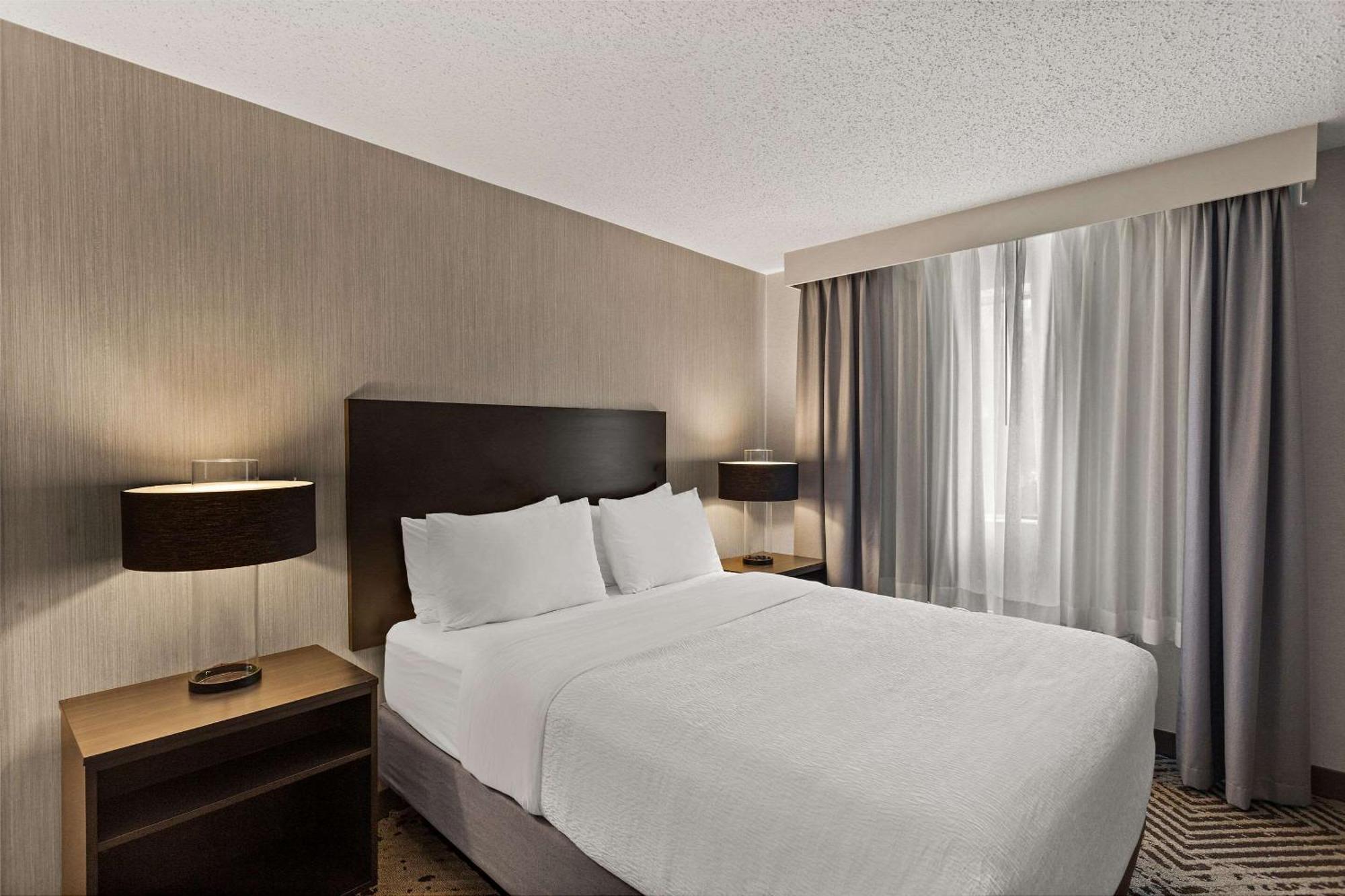 The Clover Hotel, Ascend Hotel Collection Саут Бенд Екстериор снимка