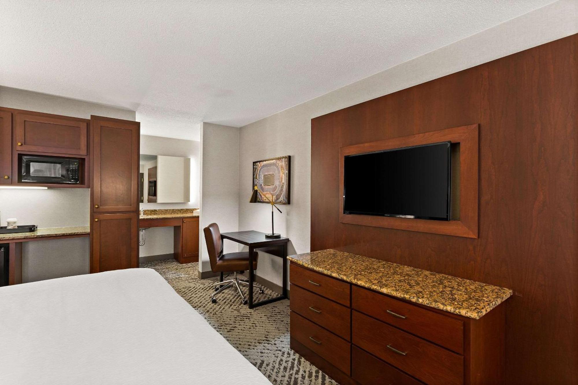 The Clover Hotel, Ascend Hotel Collection Саут Бенд Екстериор снимка